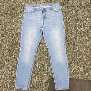 Women’s Jeans